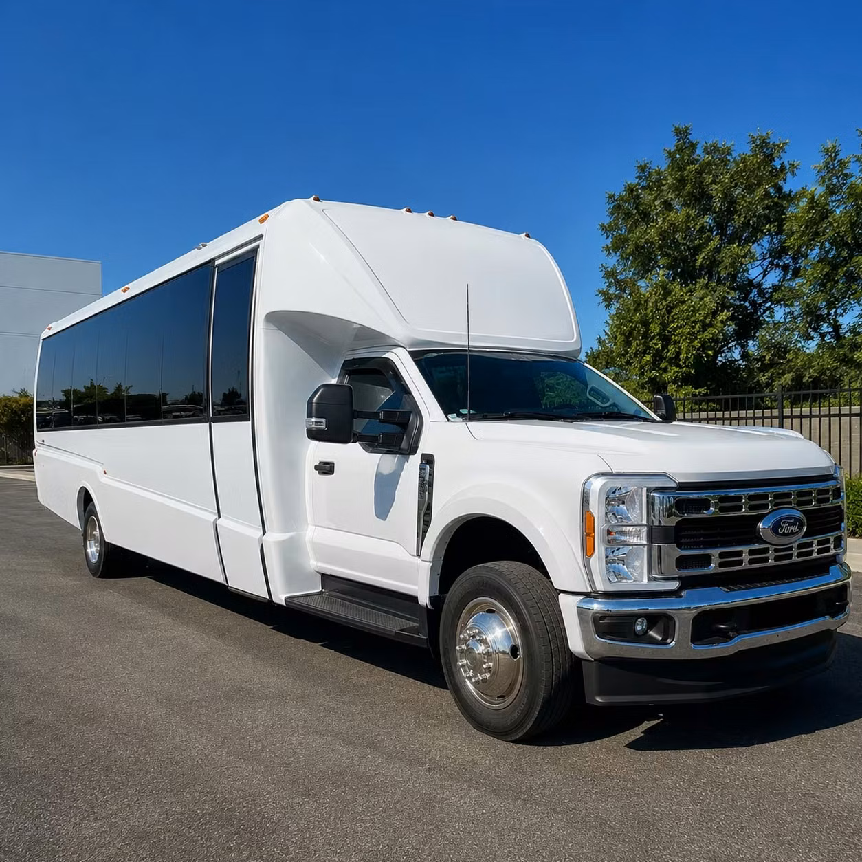 15 passenger minibus