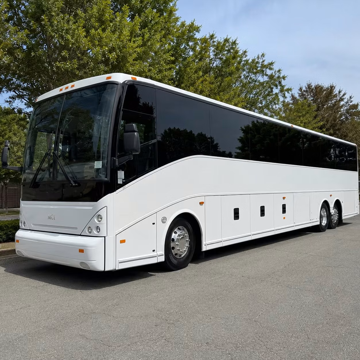 cruise port transfers and multi stop airport runs from rialto