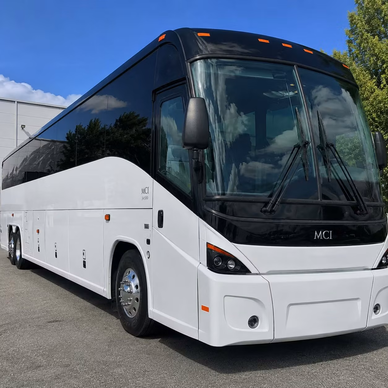 reduce absenteeism and tardiness with a rialto corporate shuttle program