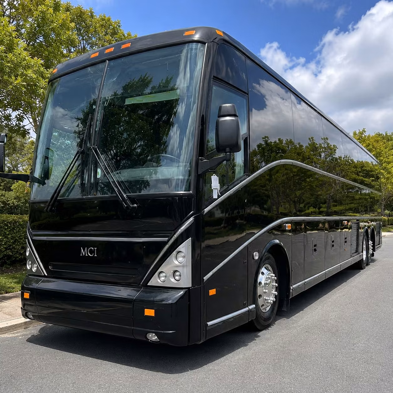 rialto wedding guest shuttles that keep your big day running on time