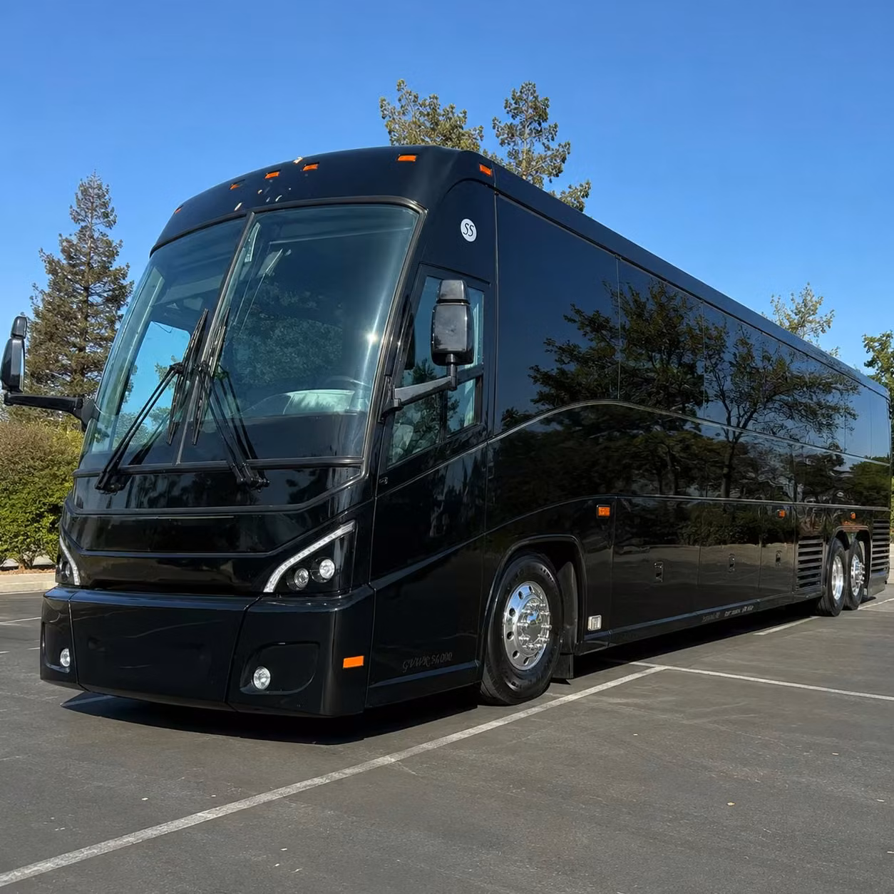 rialtocharterbus com puts rialto groups in the right seat for long distance california travel